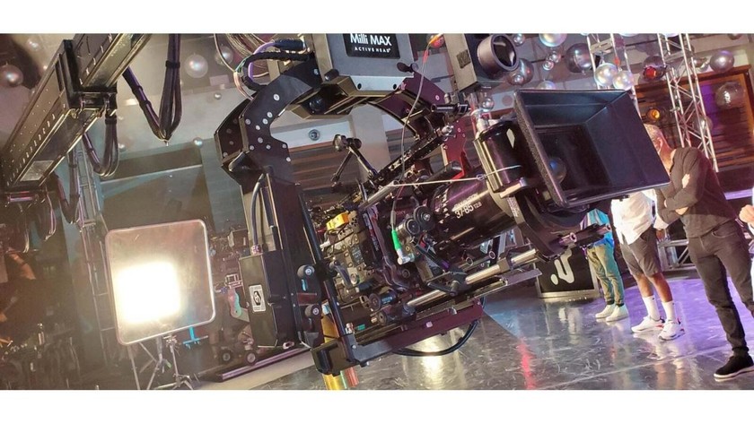 摄影指导Tico用CineAltaV为《僵尸国度3》带来前卫的视觉风格