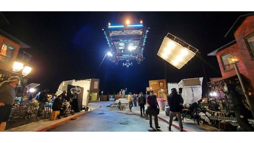 摄影指导Tico用CineAltaV为《僵尸国度3》带来前卫的视觉风格