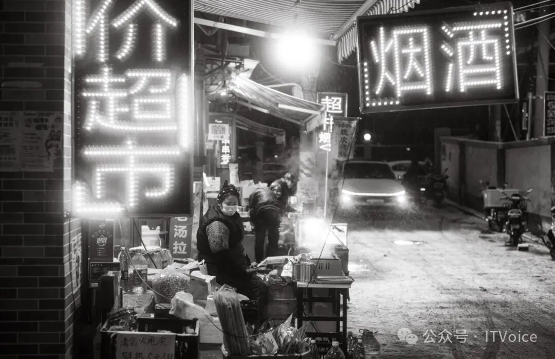 ����1500Ԫ���������һ���ʺ�������΢��ʹ�õ��ֶ���ͷȺ