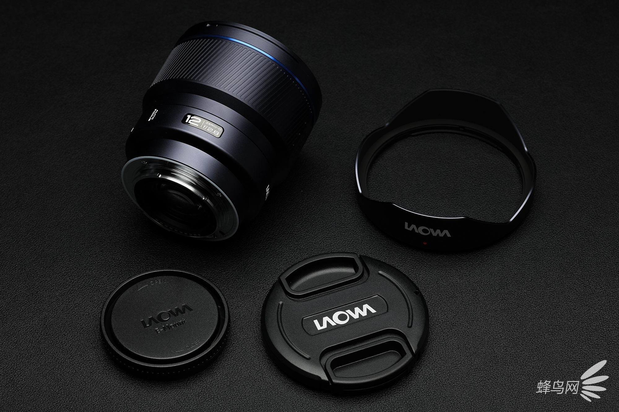12mm F2.8