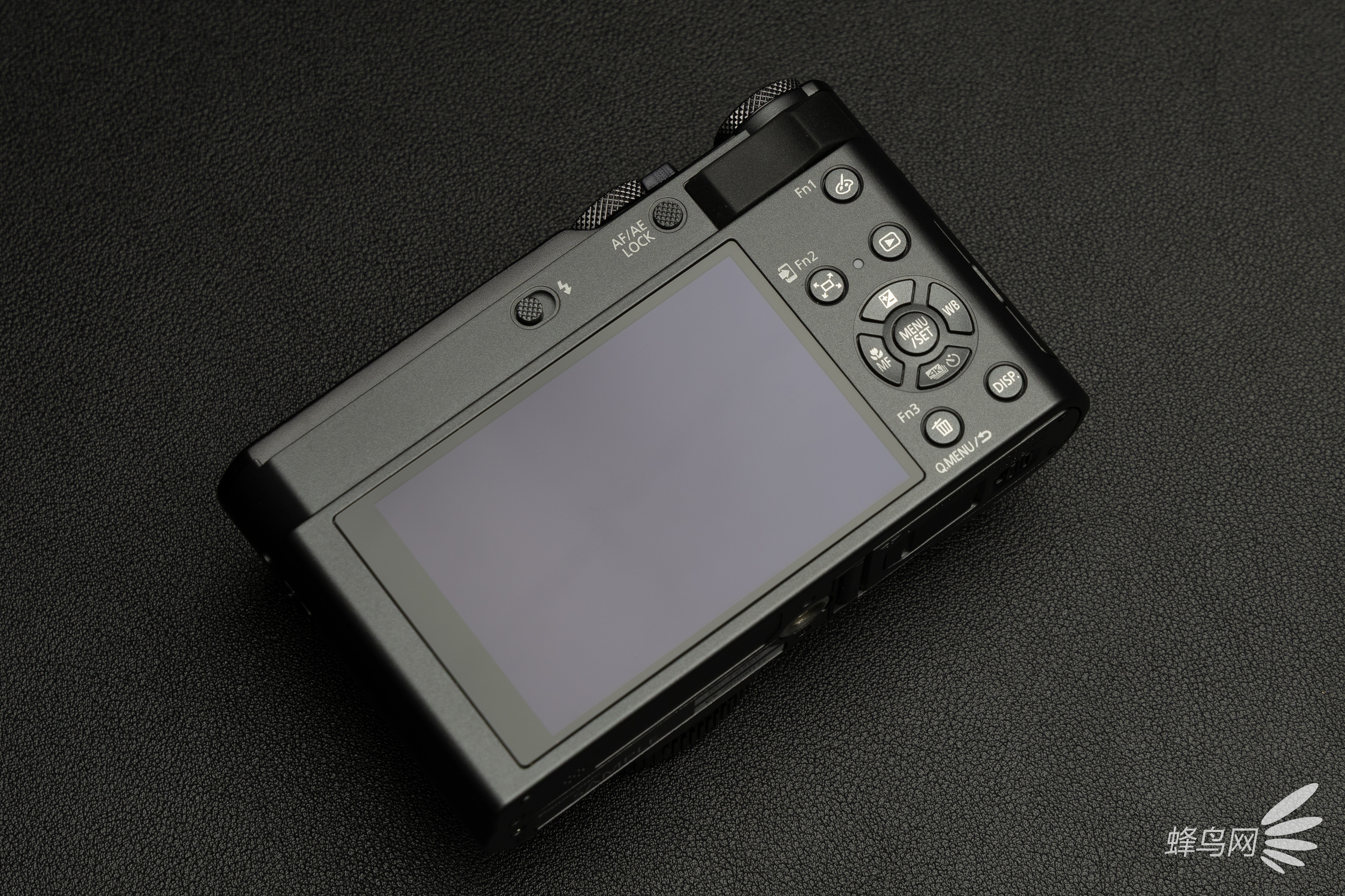 ��Я��Ƭ������һʵ��֮ѡ ����LUMIX ZS300��������