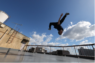 ���ܷ���HYBRIDϵ����ƷRF14mm F1.4 L VCM��ͷ