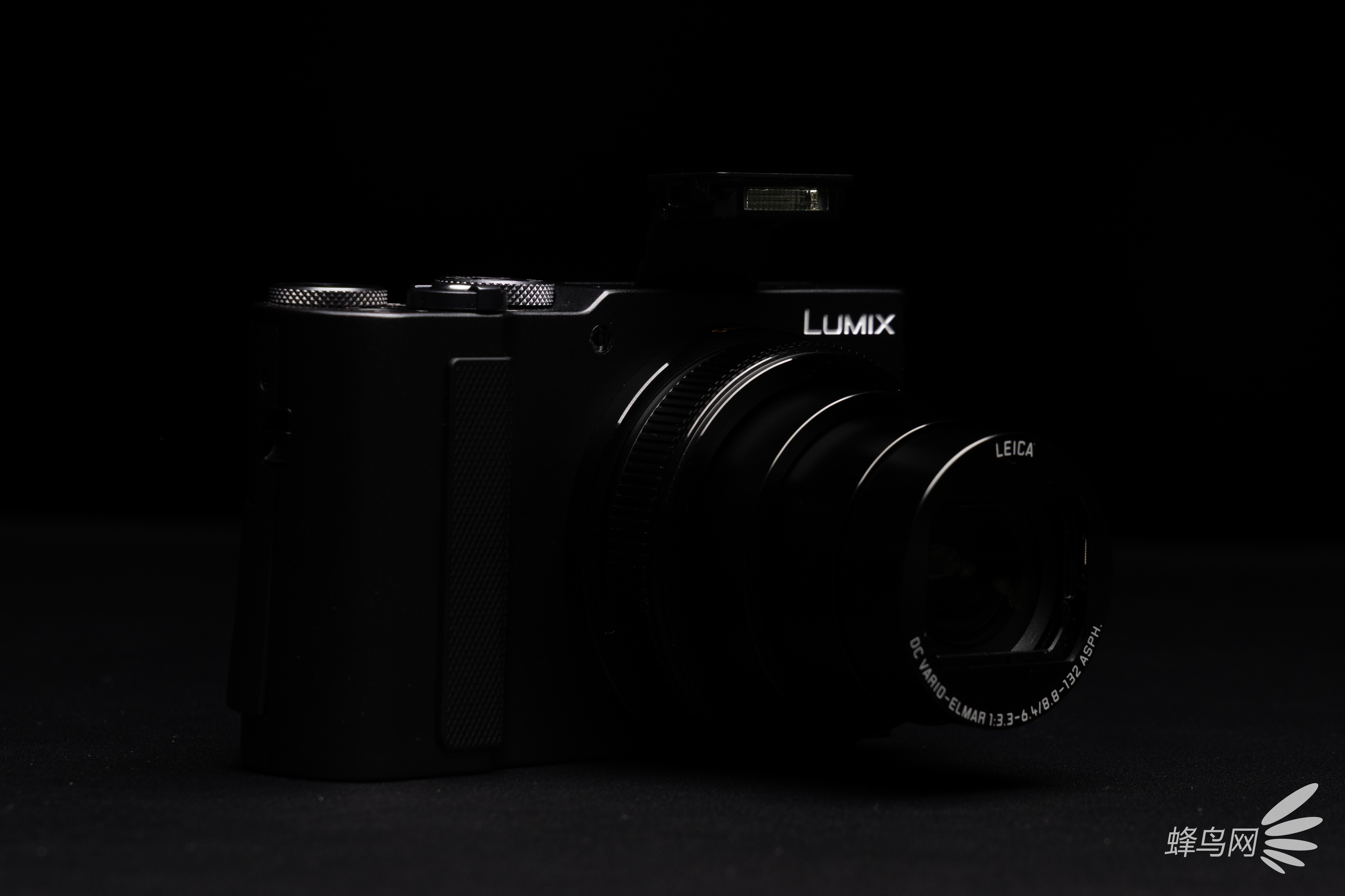 ��Я��Ƭ������һʵ��֮ѡ ����LUMIX ZS300��������