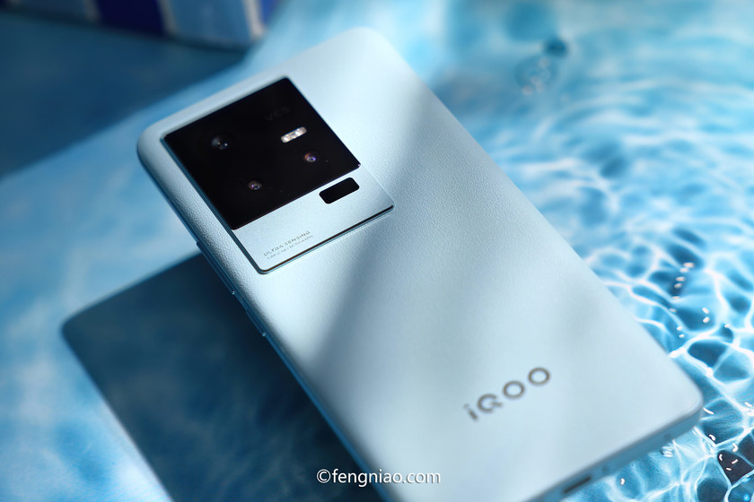 iQOO超算独显芯片加持游戏影音体验再进化 iQOO 11S评测