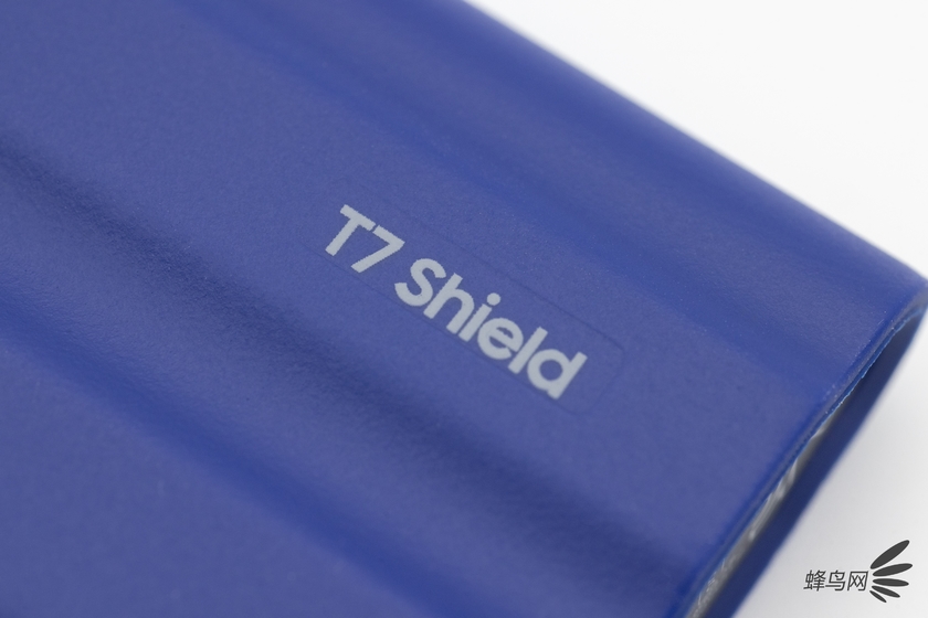 时尚轻巧稳定性高 三星T7 Shield PSSD评测