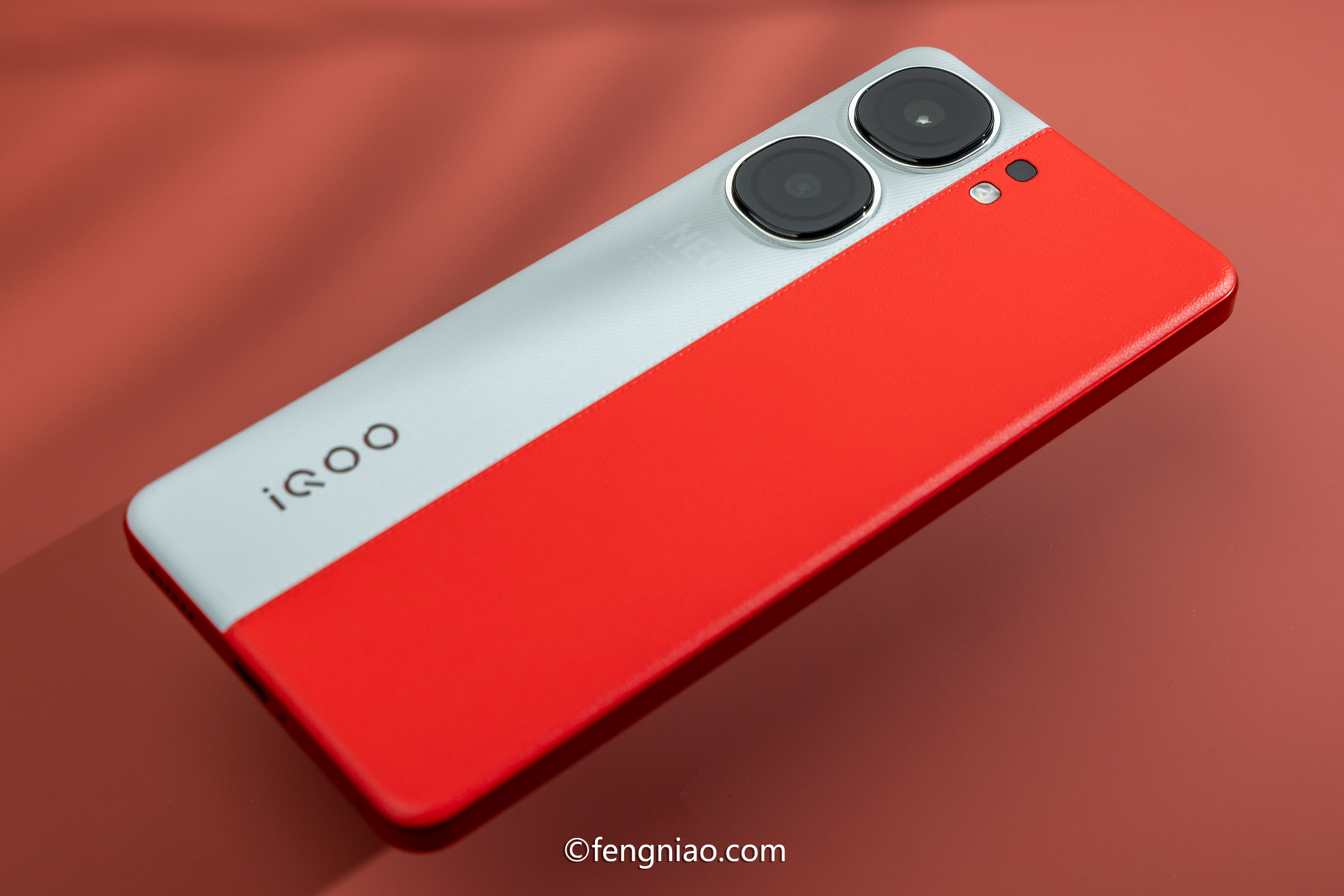 9300ĳǿ뼫Ϸ iQOO Neo9 Pro