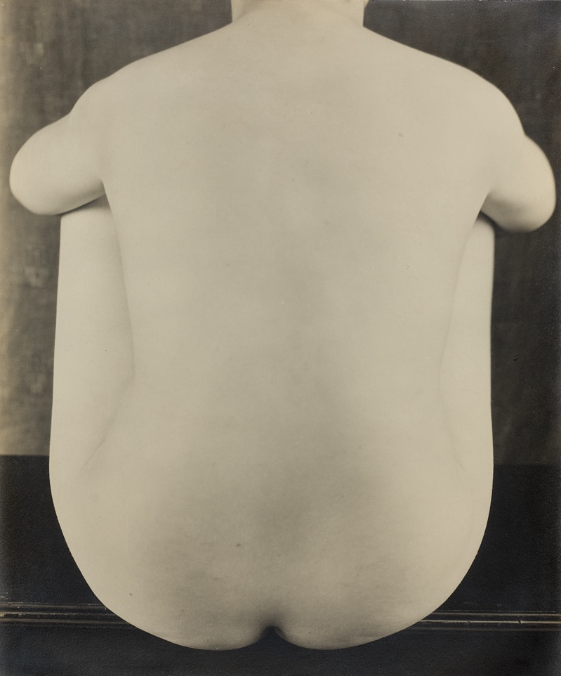 ⿨άҲ⿨ȾٰἰӰչ