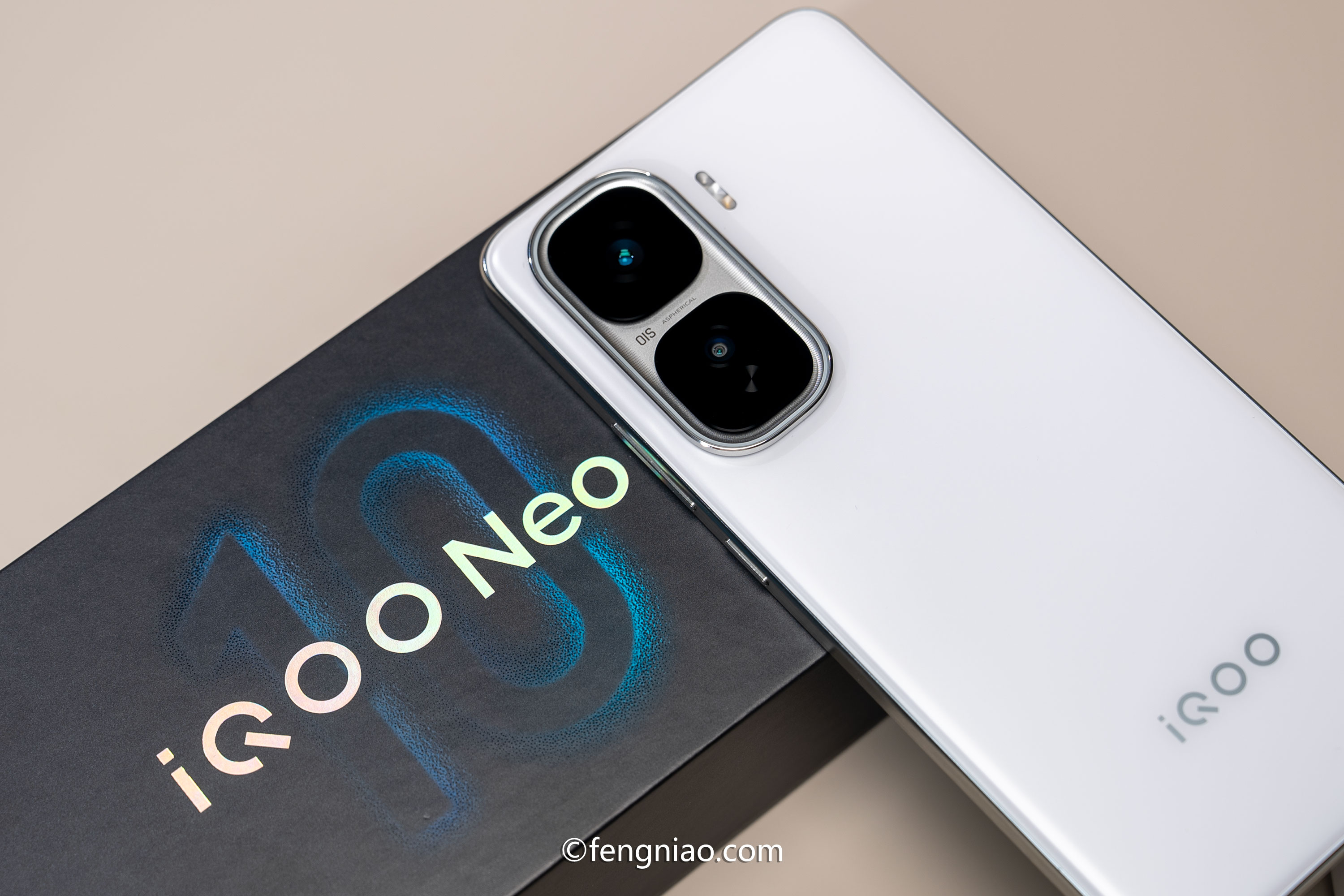  8 ˫о+2Kӳ iQOO Neo10 Pro+
