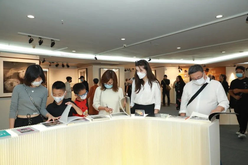 “中国摄影名家百人百幅作品收藏大展”在京开幕