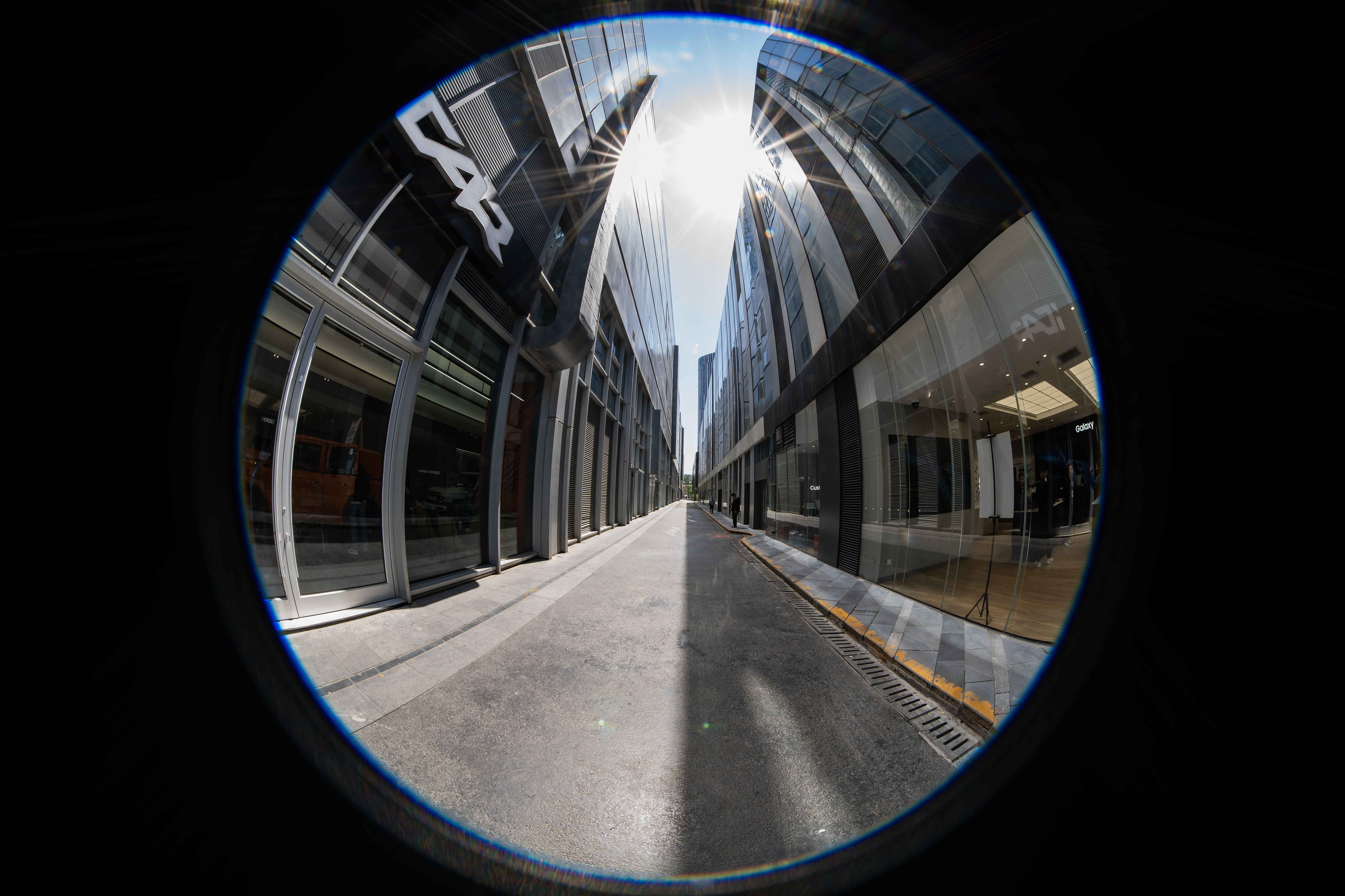8-15mm F2.8۾ͷ ǵ֮