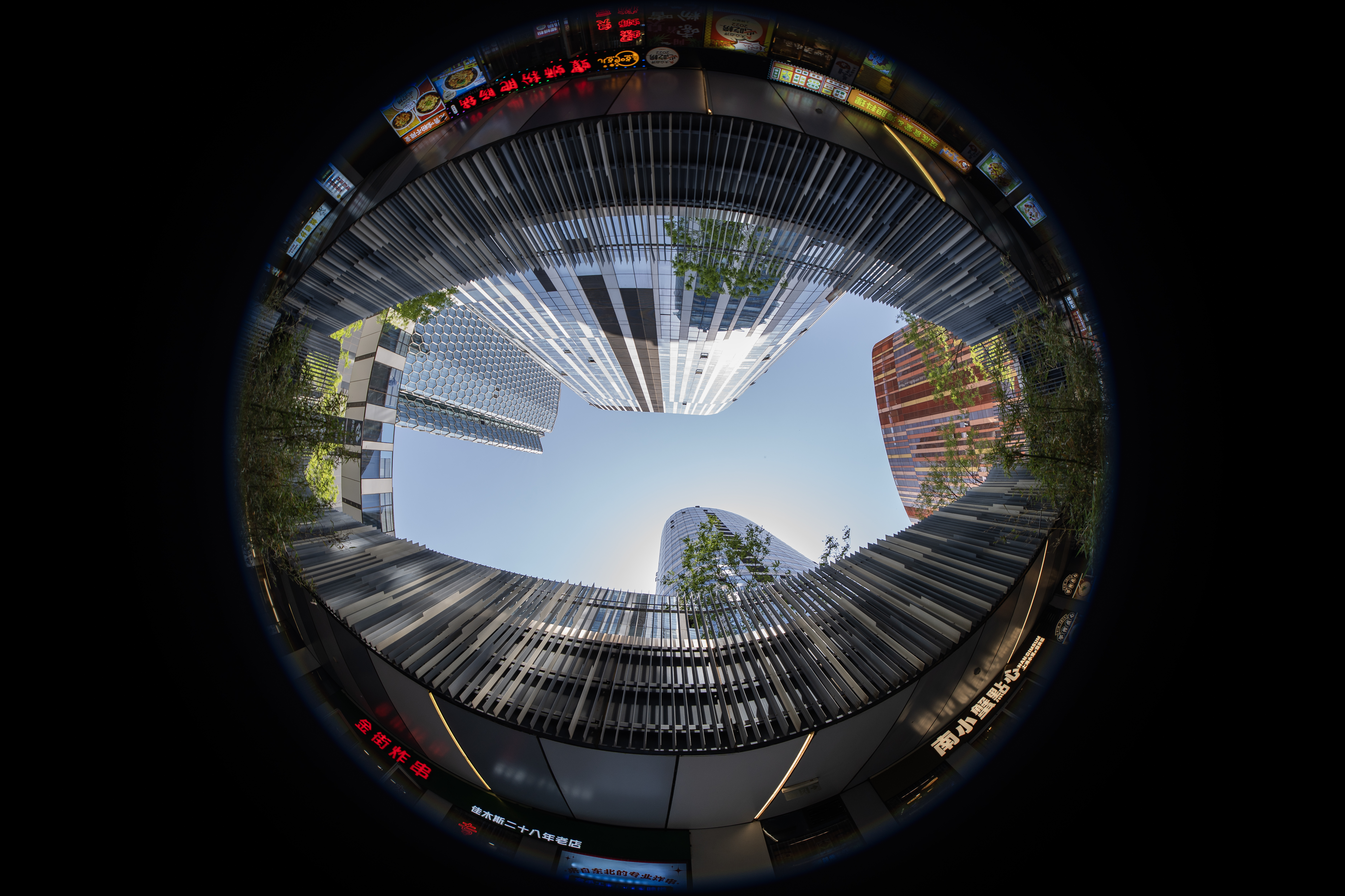 8-15mm F2.8۾ͷ ǵ֮