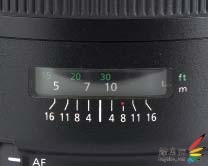 Ů EF85mm 1.2 L II USM