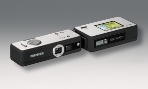 ר Minox