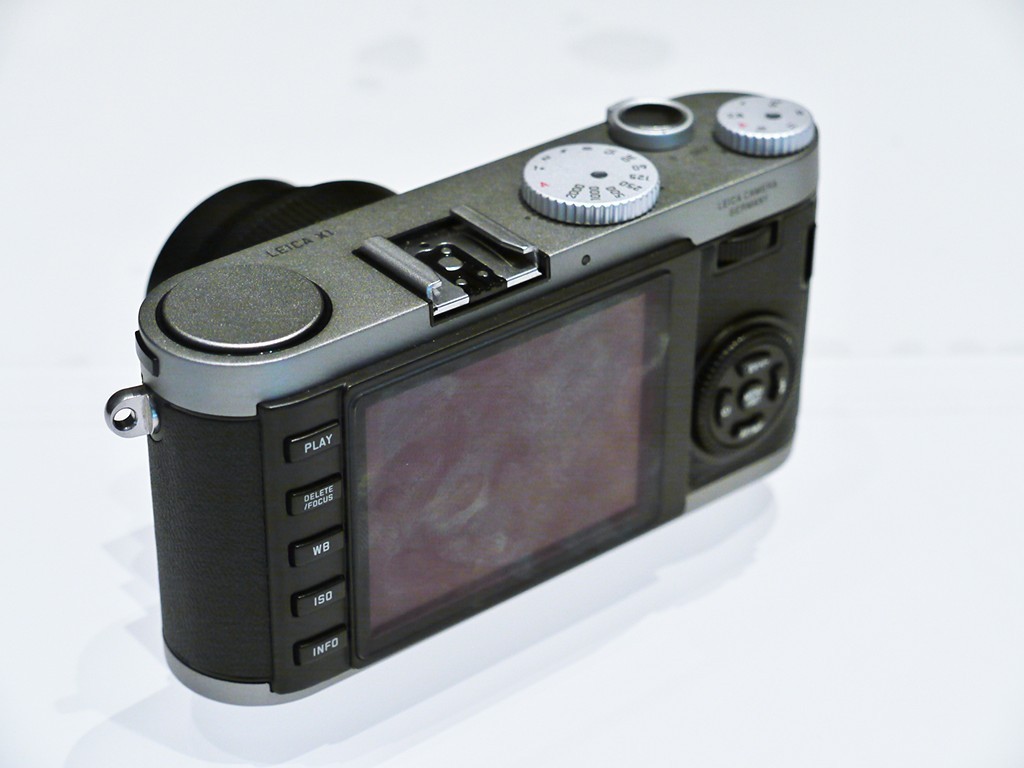 APS-C ⿨X1ʵͼ