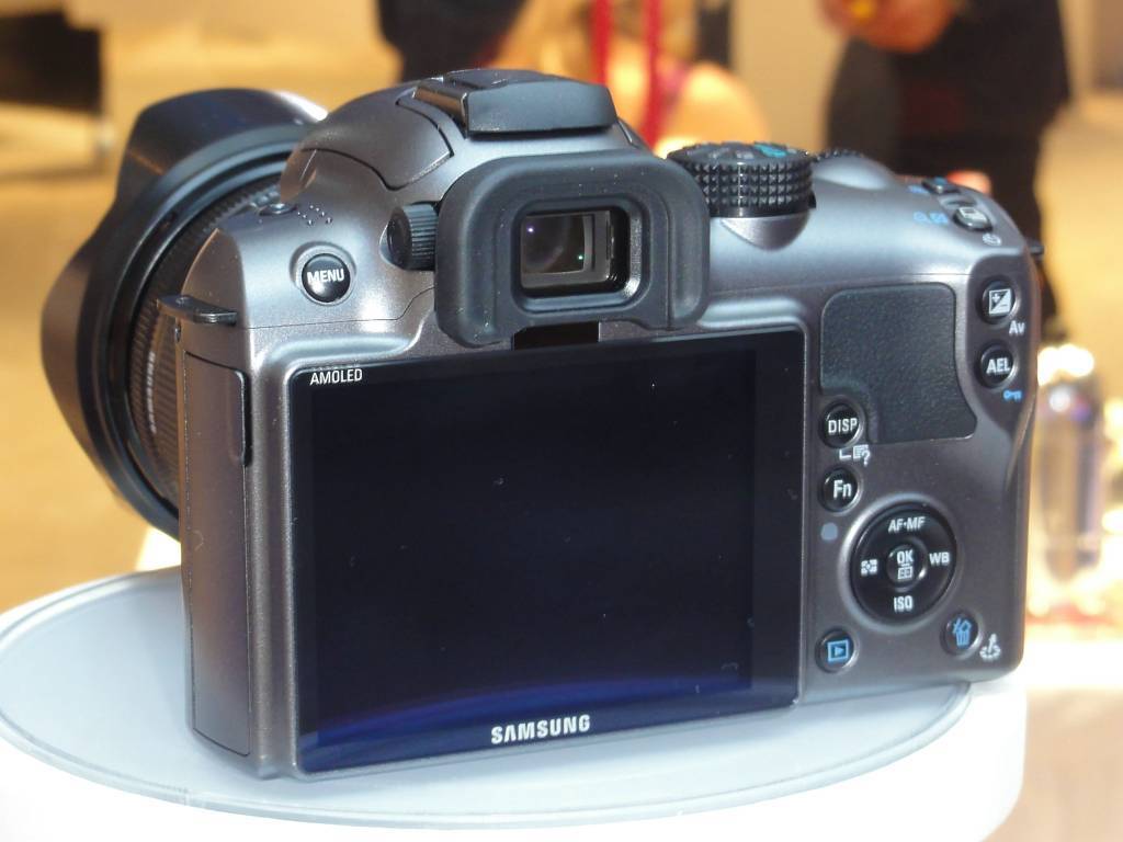 ɻͷ NX10PMA2010չ