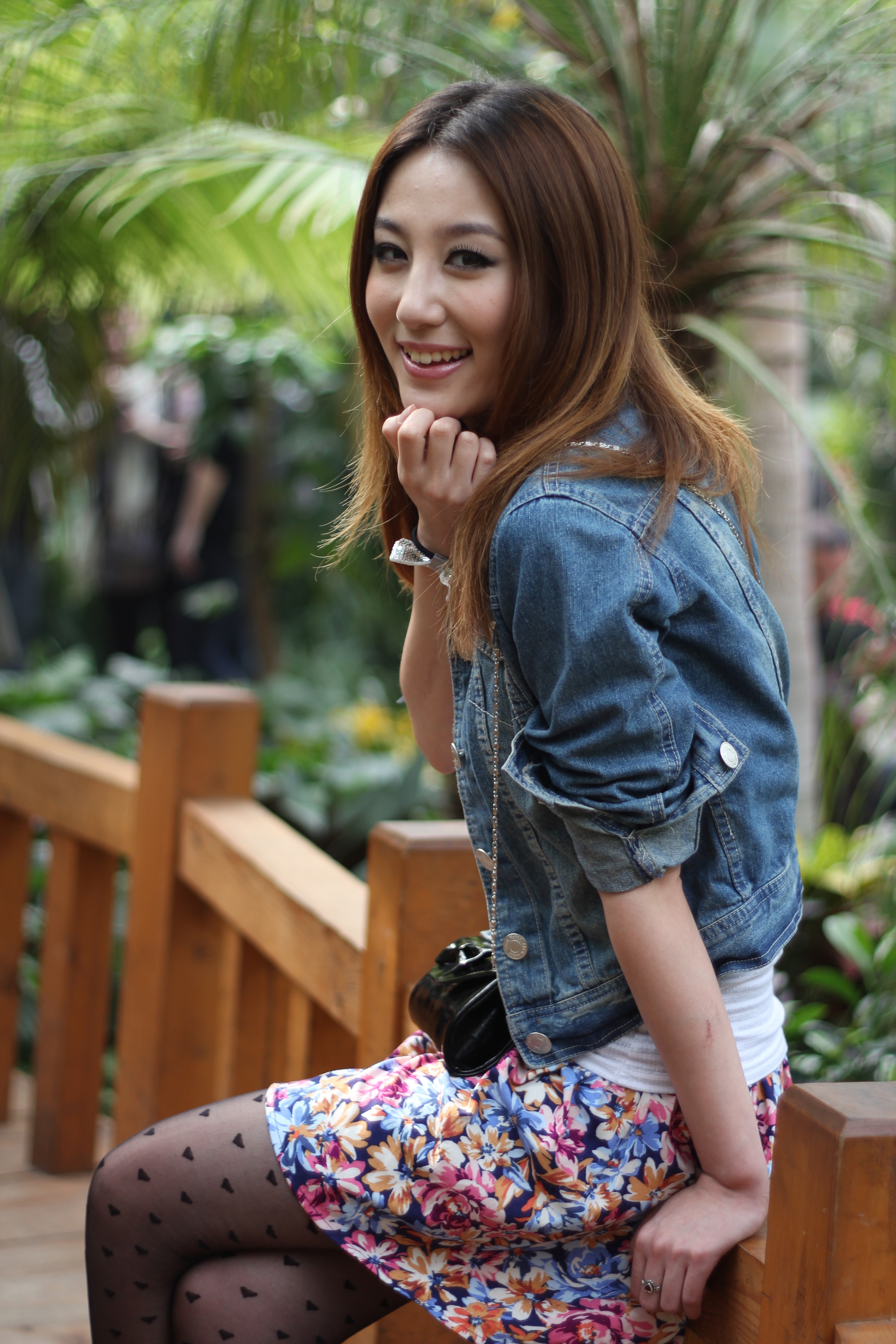 ˼· EOS 550D