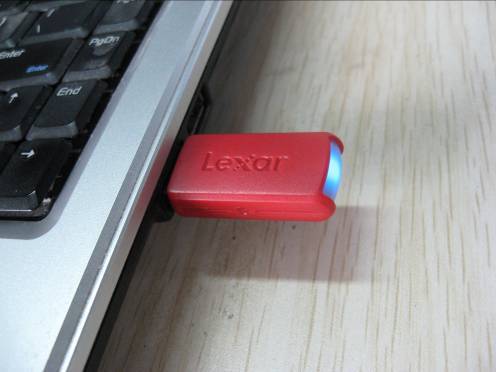 Lexar JumpDrive FireFly最闪耀