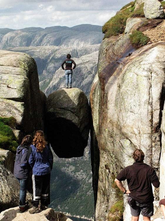 挪威奇迹石 做一个不怕腿软的旅行者