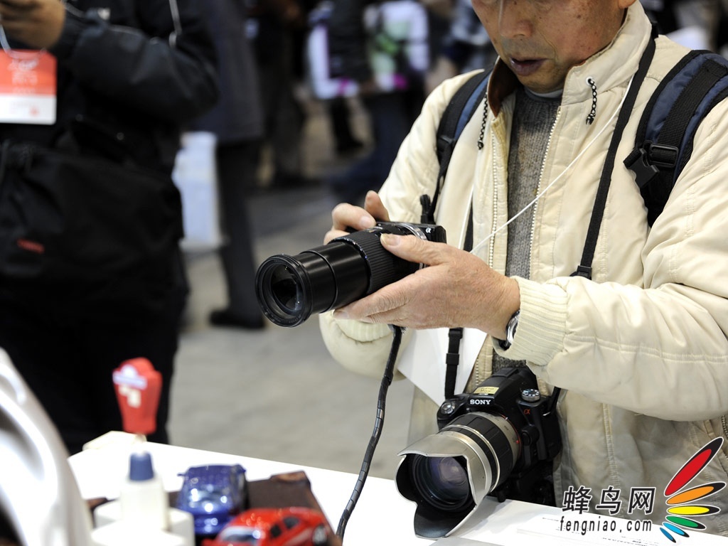 CP+2012:专注镜头 腾龙展区现场报道