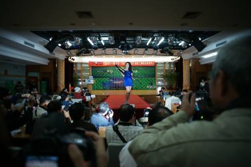 2012áӰվ 