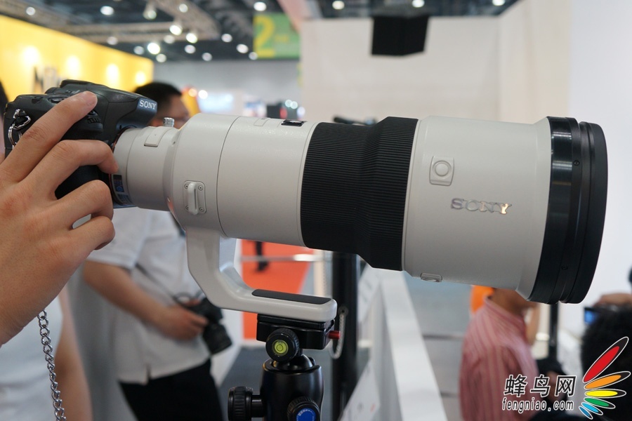 白色巨炮 索尼500mm F4G SSM首度亮相