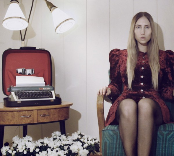 зḻ C Mariell Amelie