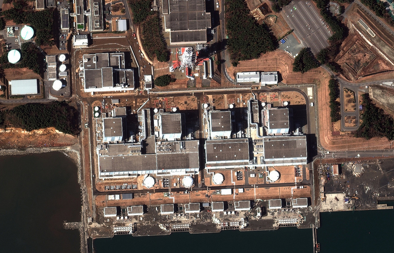 日本地震海啸后最新卫星图片