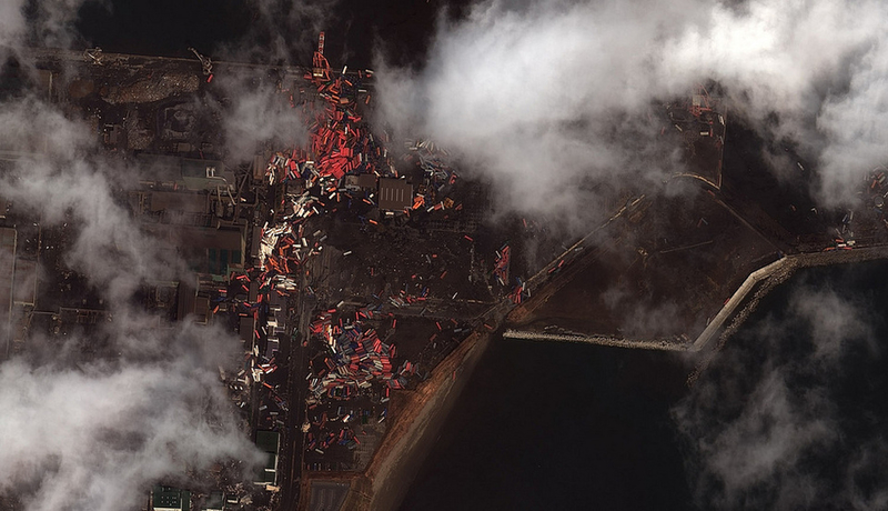 日本地震海啸后最新卫星图片