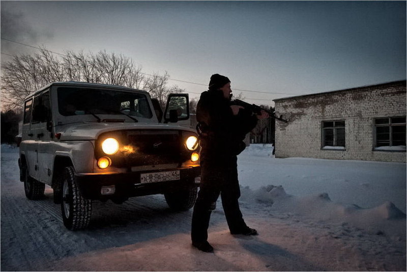 俄罗斯OMSN特种部队进行冬季武器训练