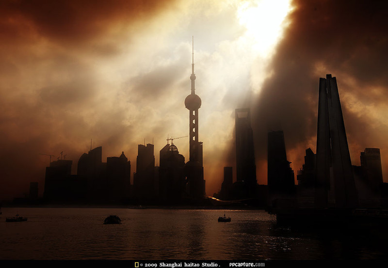 大上海之夜 一座充满魅力的现代化都市