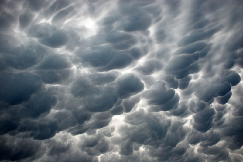 “云端漫步”  美到窒息的壮丽云朵