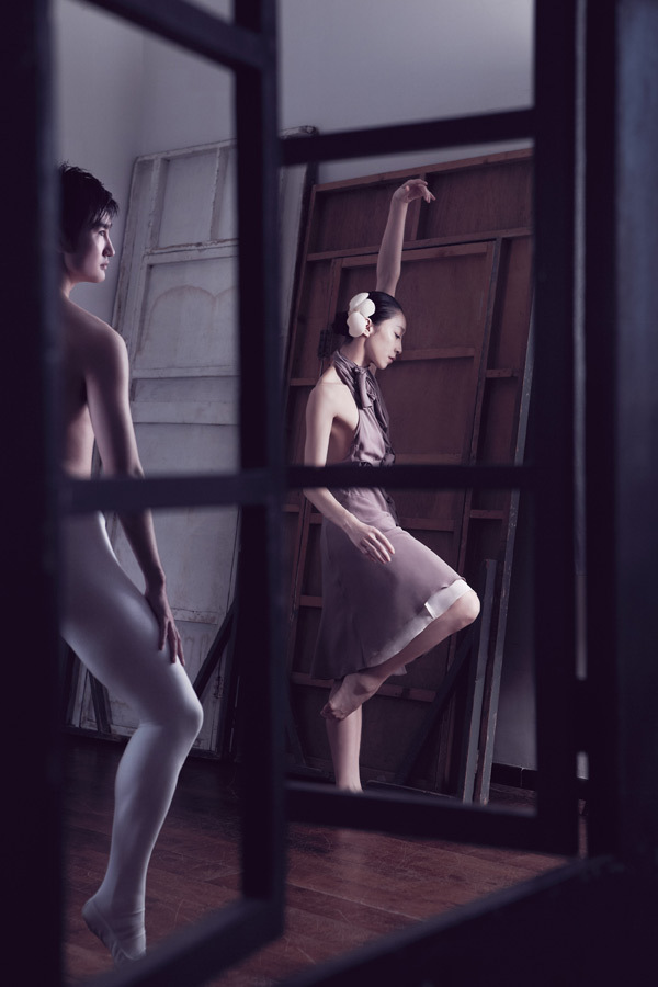 法国摄影师行摄上海芭蕾舞者 低调优雅