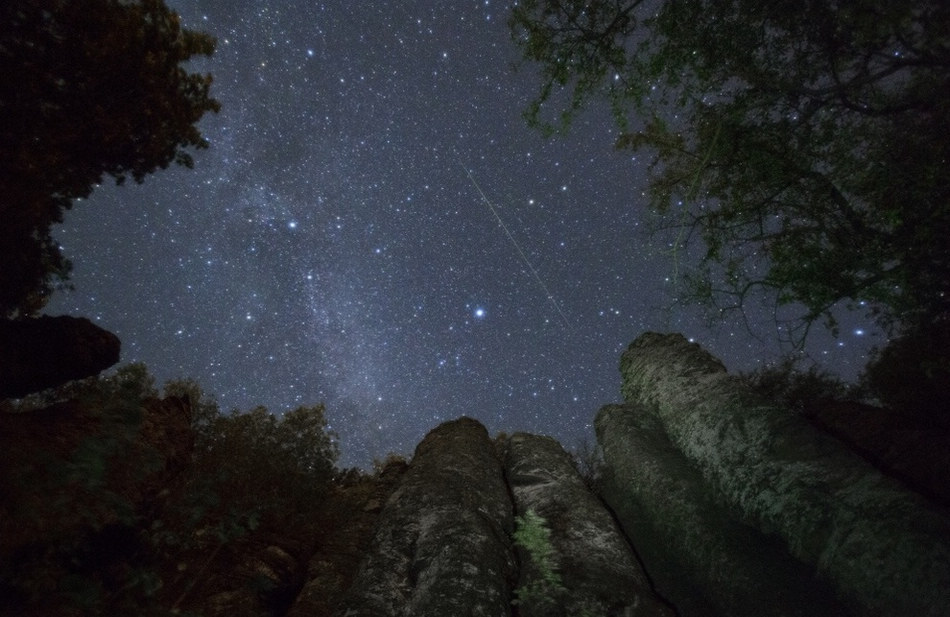 英仙座流星雨 每年8月份将震撼绽放夜空