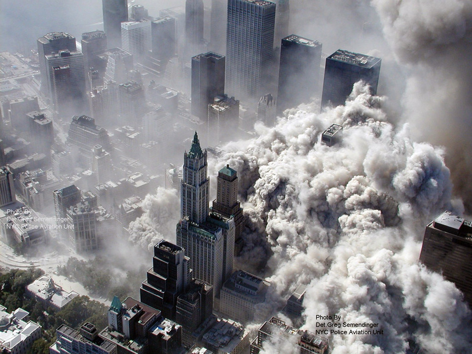 历史回顾 美国911恐怖袭击中的震撼画面