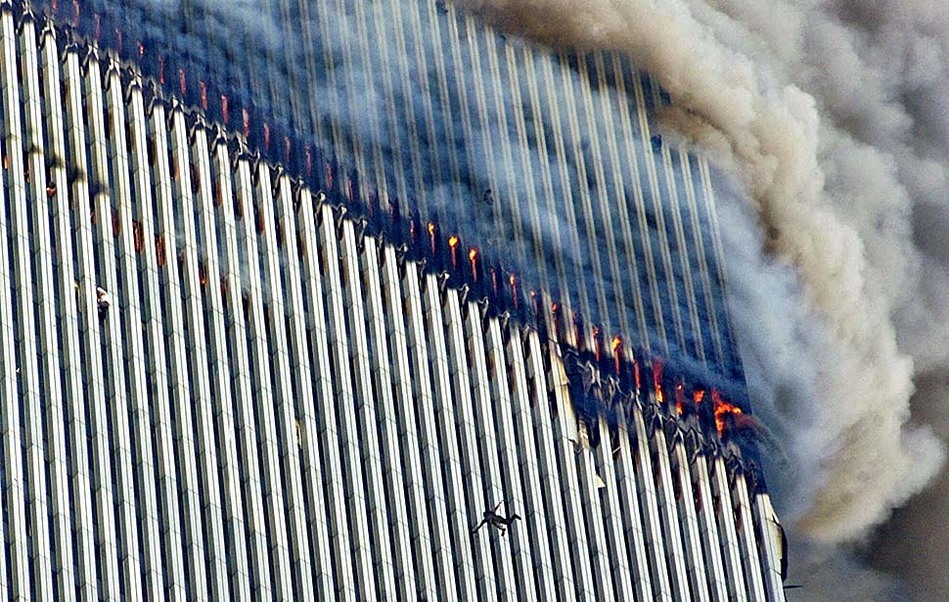 历史回顾 美国911恐怖袭击中的震撼画面