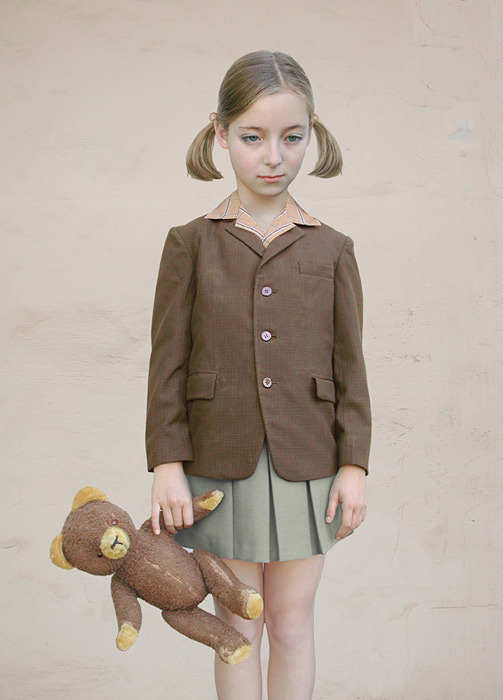 Loretta Lux：在孤独中安静生长的瓷娃娃