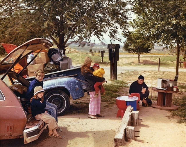 Joel Sternfeld：新彩色摄影时期的美国图景