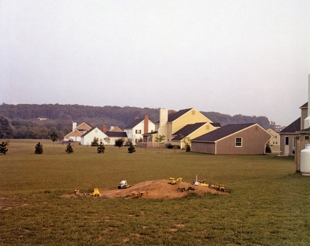 Joel Sternfeld：新彩色摄影时期的美国图景