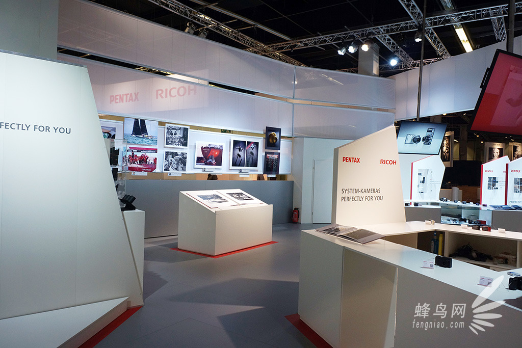 Photokina2012:宾得理光展台前几日掠影