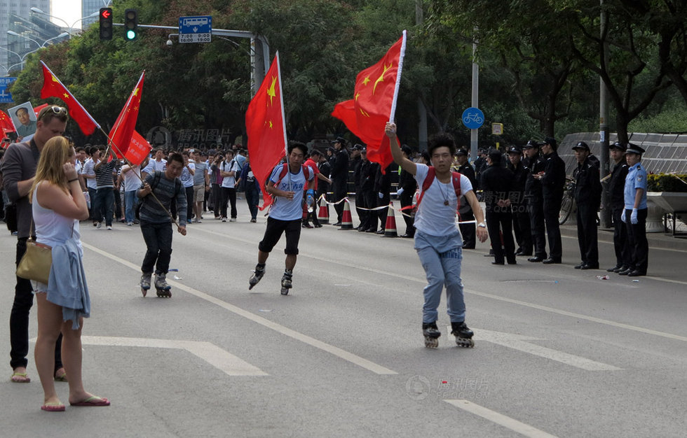 理性爱国 周末中国多地爆发游行示威