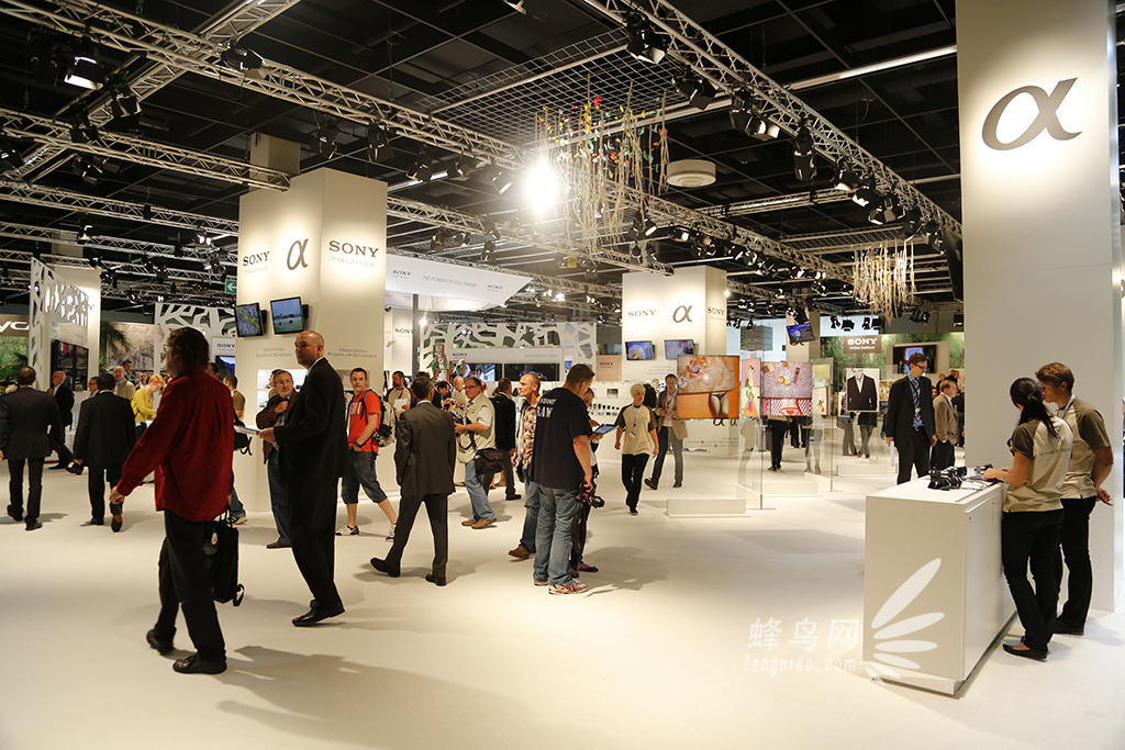 Photokina2012:索尼展台前几日掠影