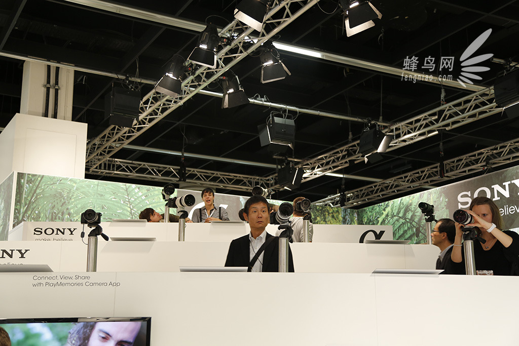 Photokina2012:索尼展台前几日掠影