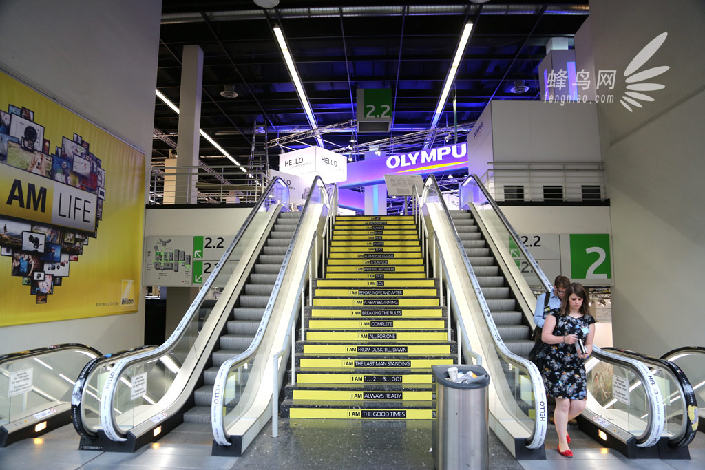 Photokina2012:蜂鸟网提前探班尼康展区